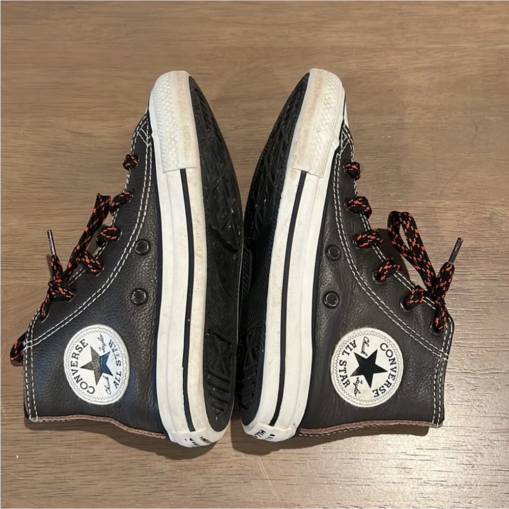 Authentic Converse designer little boys leather high tops sneakers sz 11